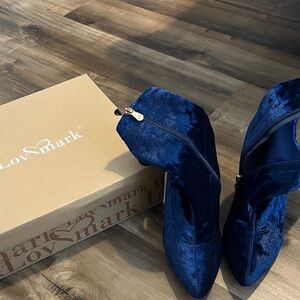 Women's Blue Velvet Ankle Boots